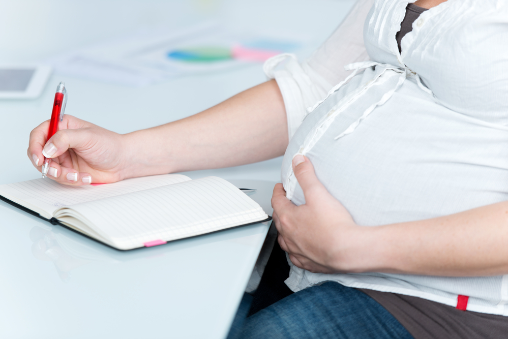 Чи має право підприємець на  допомогу по вагітності та пологах у разі припинення діяльності